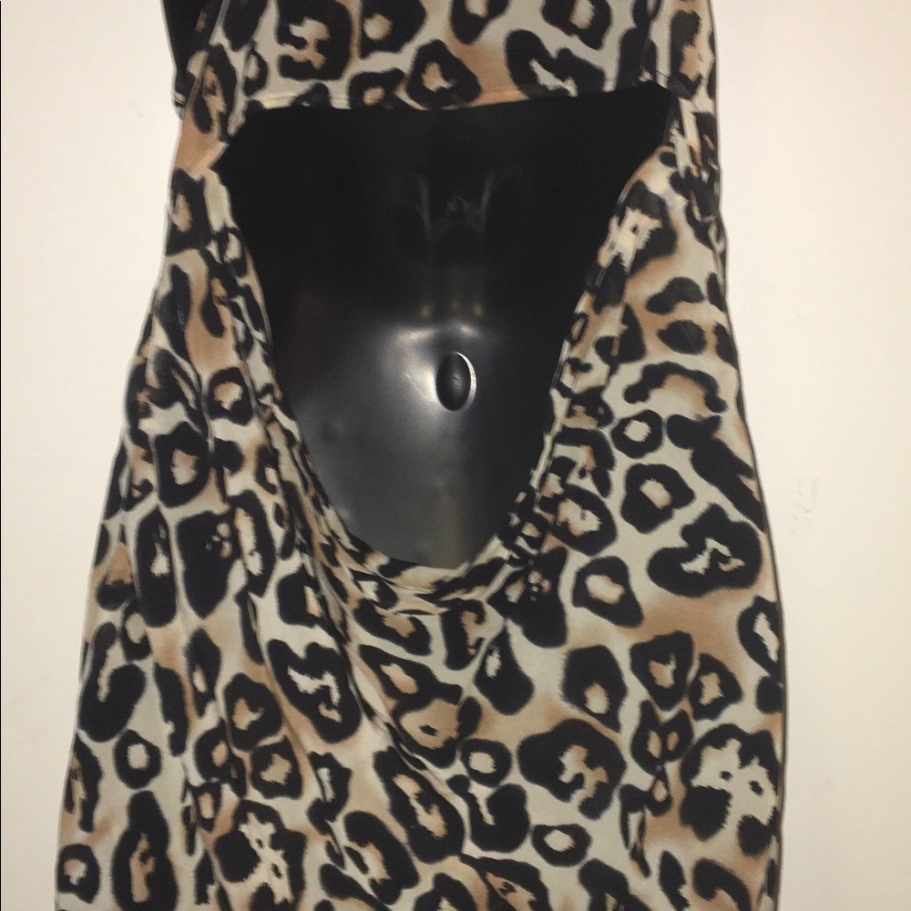 Top - Picture 2 of 3